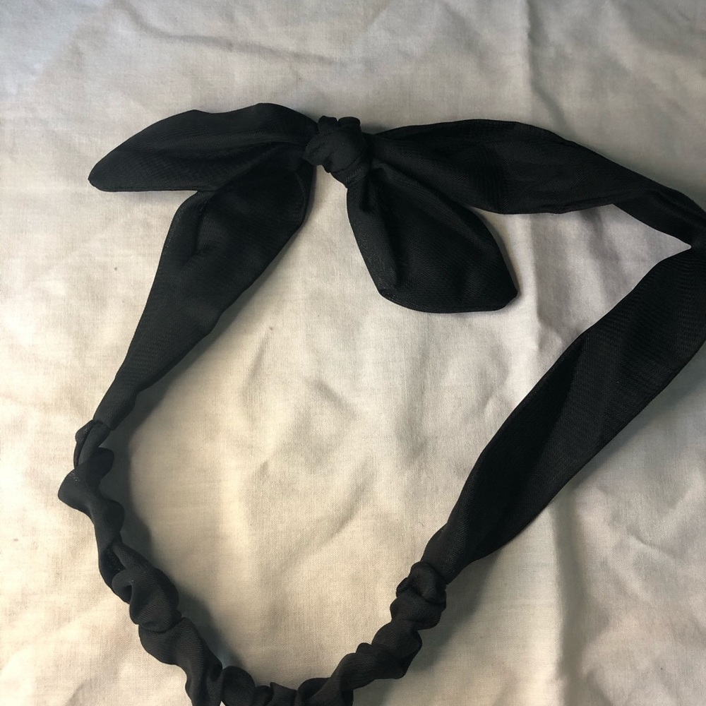 Black, beige & soft pink headbands